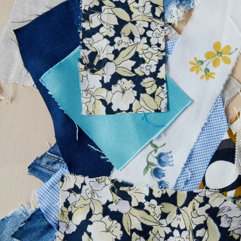 Fabric scraps for zipper pouch tutorial